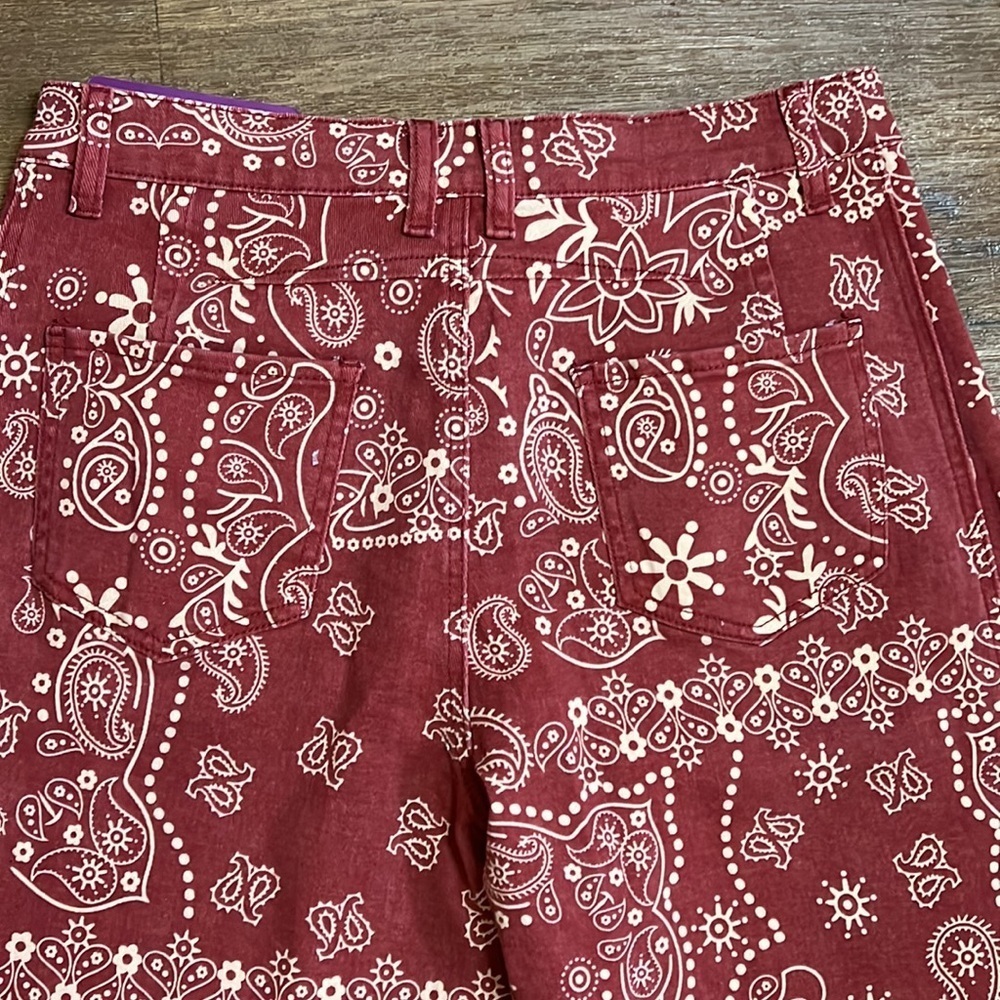 Red Bandana Print Barrel  pants size Large - Picture 8 of 13